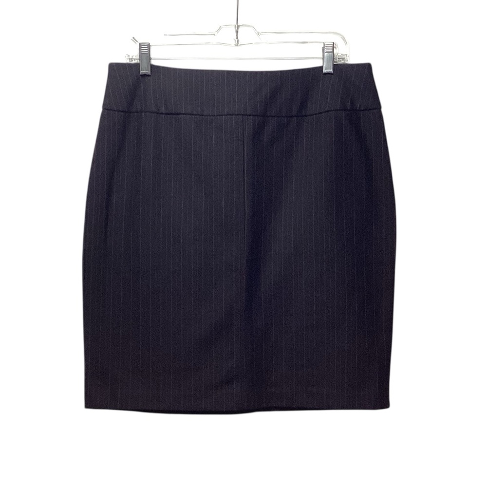 New York & Company Business casual pencil skirt black with red stripe Size Large